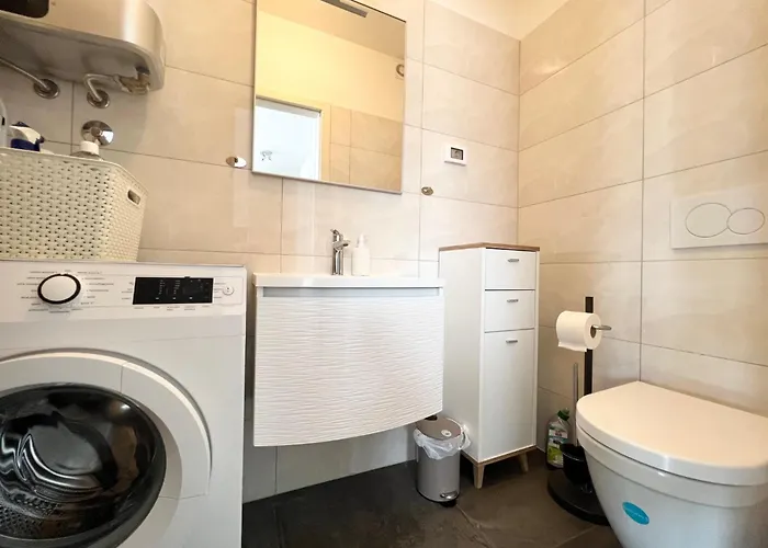 Jasmin With Sea View Medolino