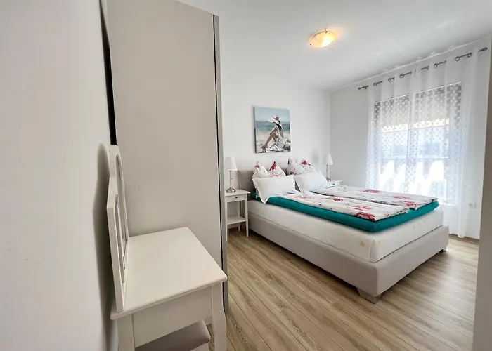 Jasmin With Sea View Medolino