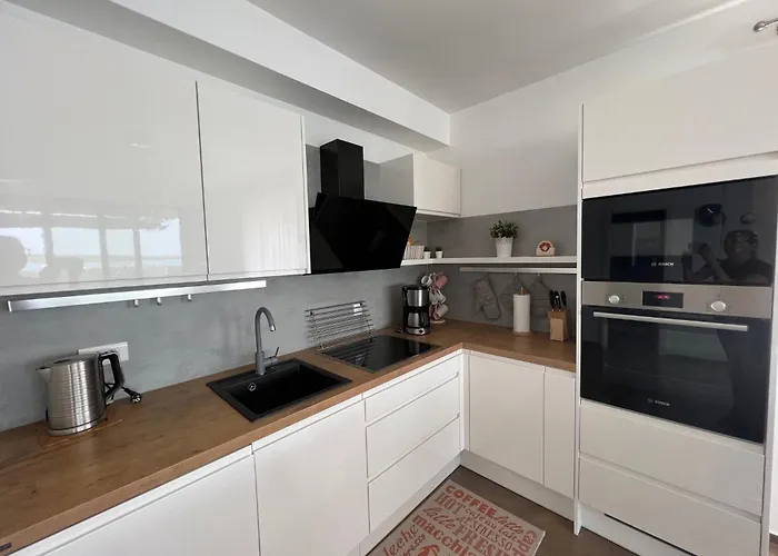 Jasmin With Sea View Apartament