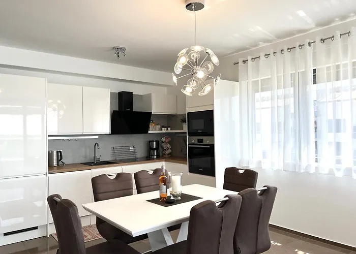 Apartament Jasmin With Sea View